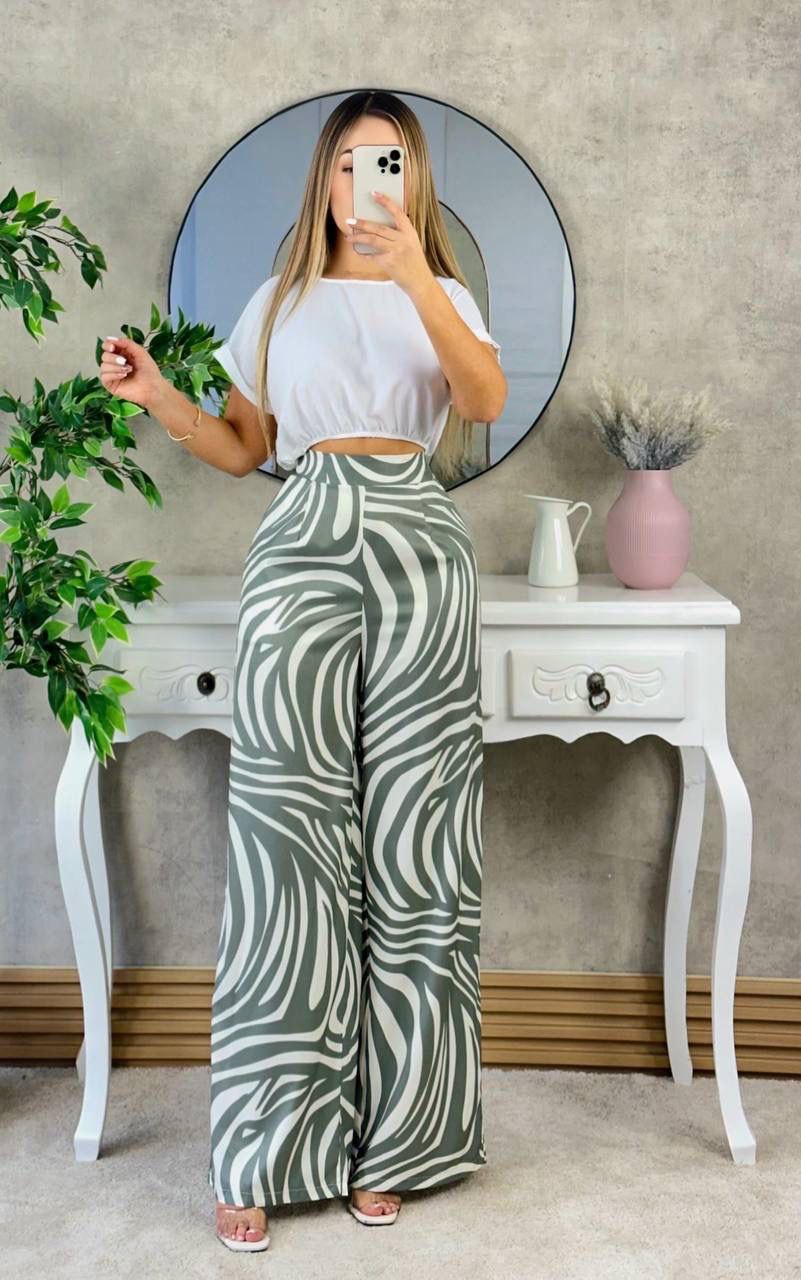 Conjunto Thalía